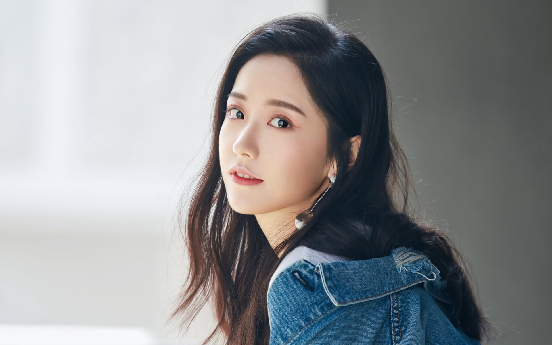 胎痕为笔，汗水为墨，索伯战术革命下的王座更迭与纪录黄昏