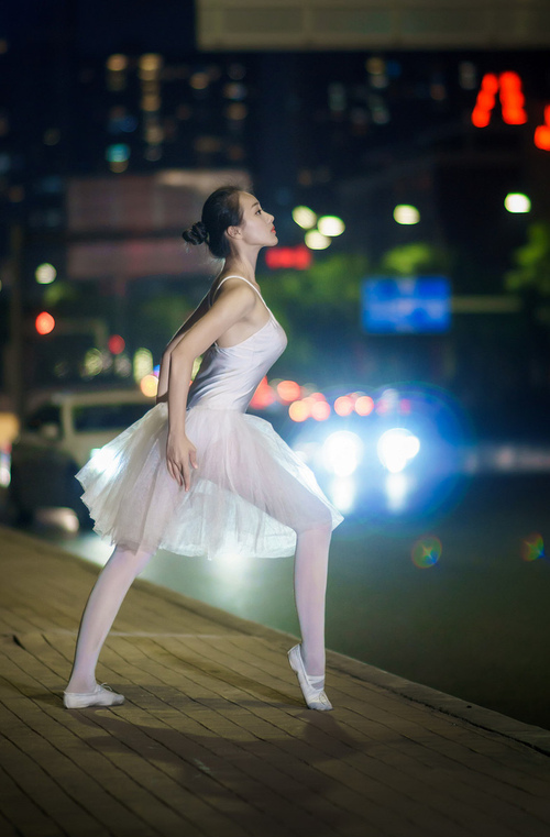 班凯罗致命一击，尼克斯主场险胜森林狼获关键卡位战胜利