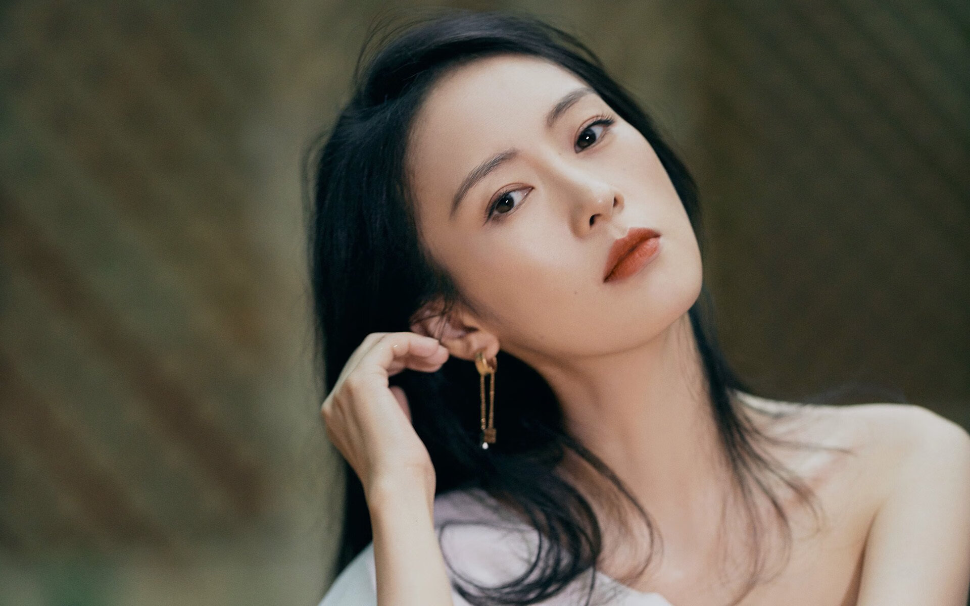 铁血马竞提前终结悬念,范戴克双线持续杀伤