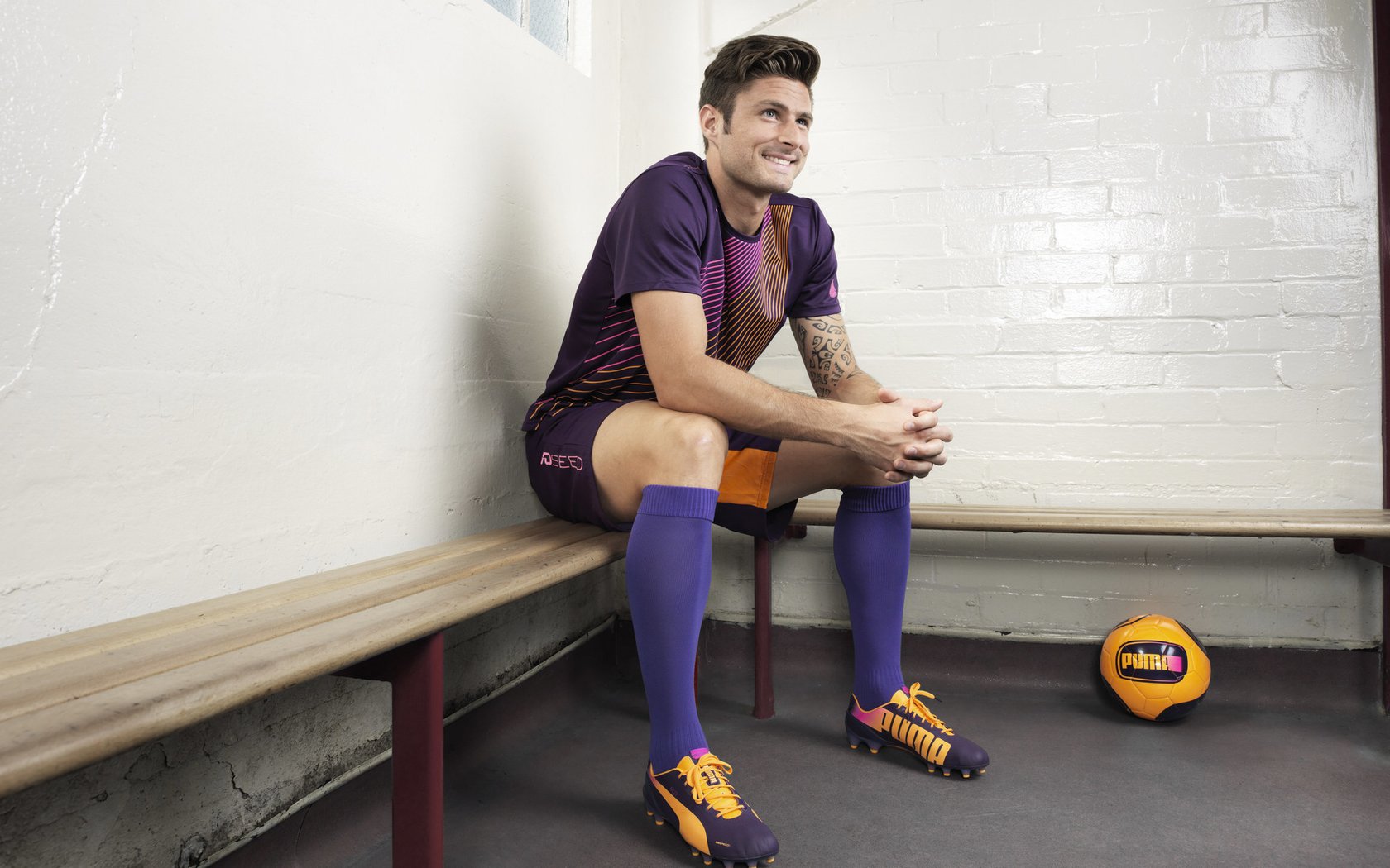 当广厦的钢筋铁骨遇上杜兰特的死神镰刀，一种统治力的两种诠释