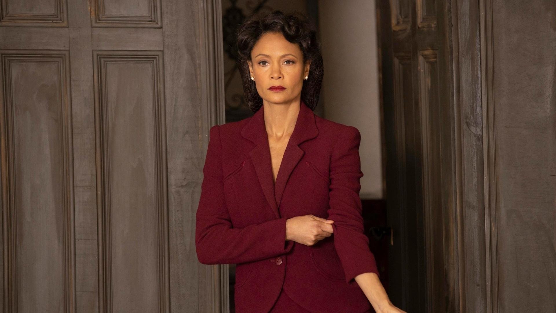 孤鹰逆袭纽约城，德文·布克用一人军团撕裂尼克斯的铁壁防线