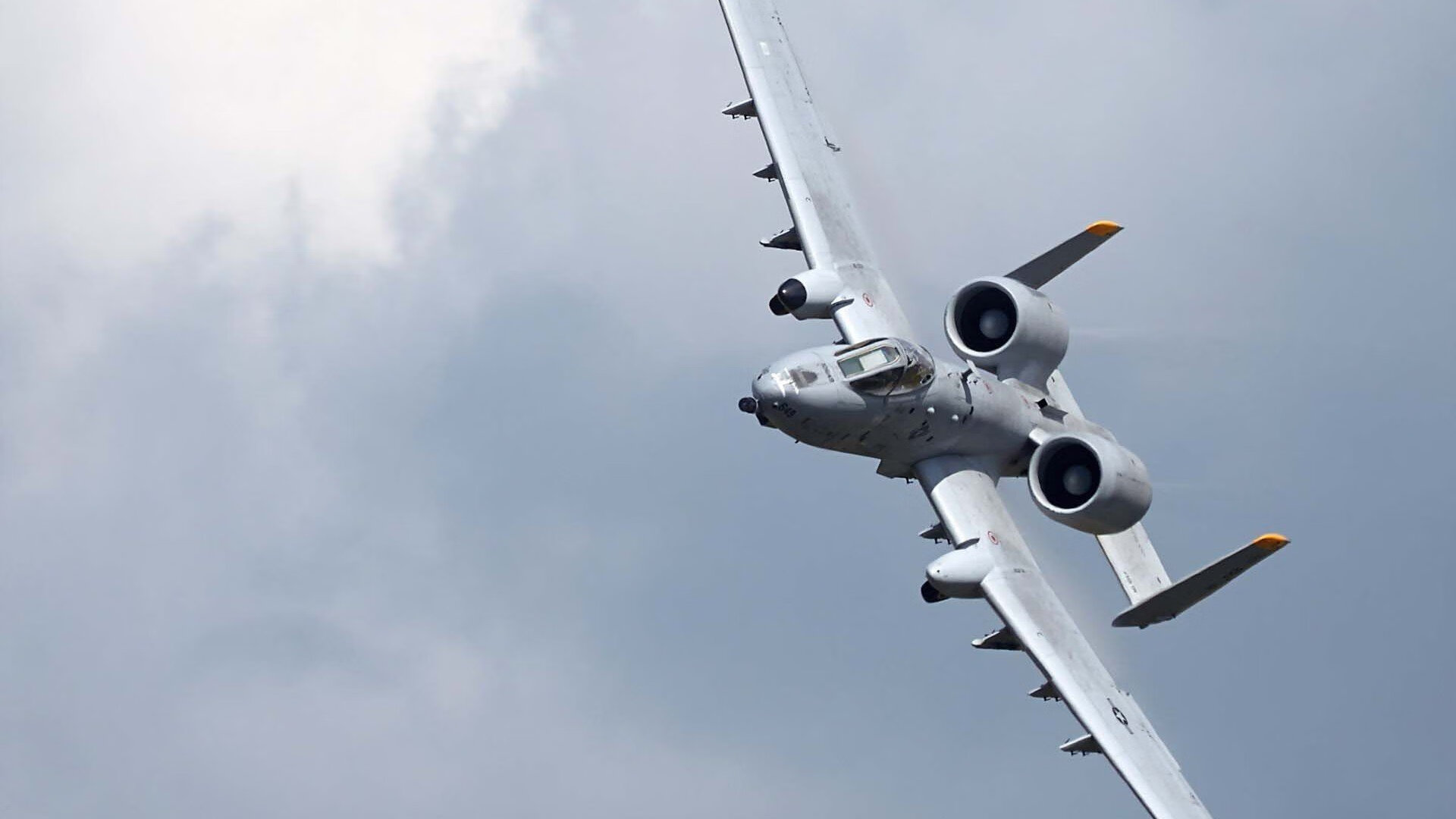 撕裂黑夜的火光，筑就铁壁的奇才，利拉德的关键时刻与华盛顿的防守艺术