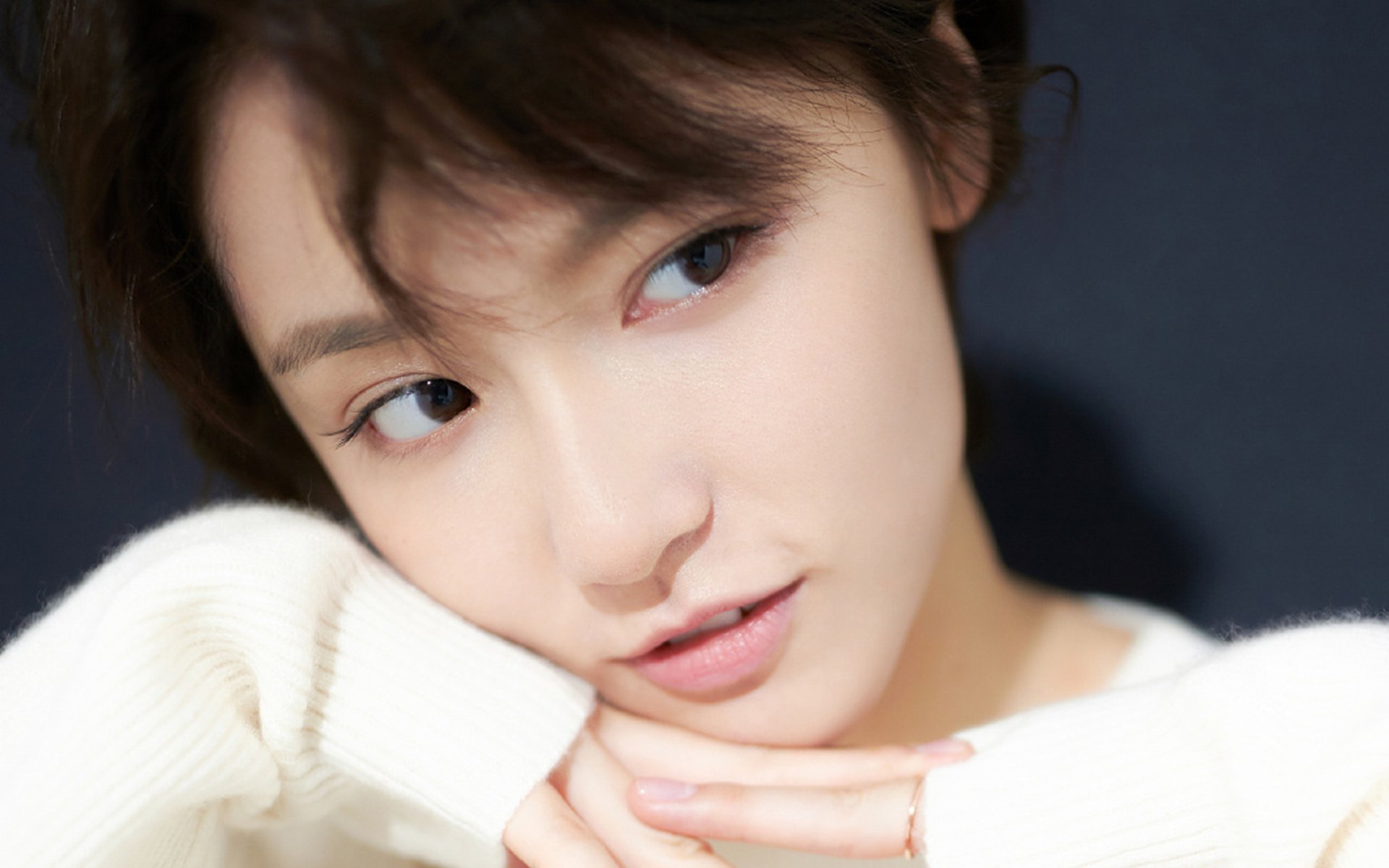 绿茵孤勇,2026世界杯C组之夜,匈牙利铁骑踏破喀麦隆,孙兴慜用不屈写下唯一答案